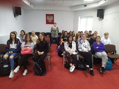 Kolejne zajęcia z cyklu "Biblioteka Młodym" - klasa 1RR