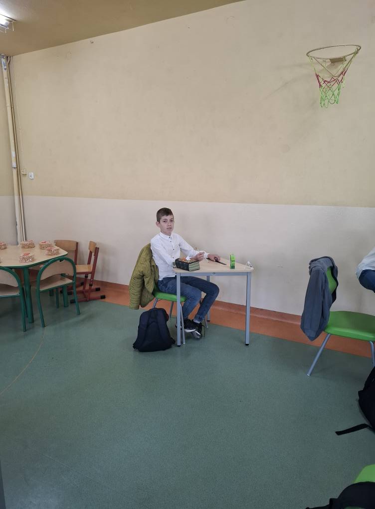 Tutaj powinien być opis