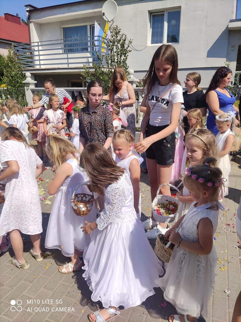 boze_cialo2.jpg [1536x2048]