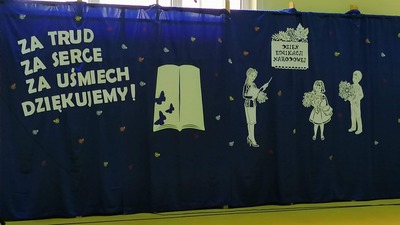 Na zdjęciu piękna dekoracja przygotowana na uroczystość.