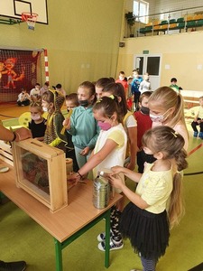 Spotkanie z pszczelarzem 