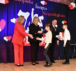 Koncert Laureatów XVIII Gminnego Przeglądu Pieśni Patriotycznych w Wiązownicy