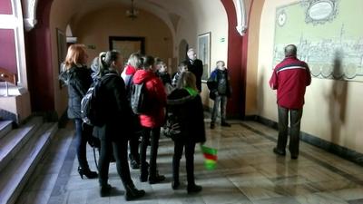 Na rynku w Kaliszu – poznanie historii miasta i oglądanie panoramy miasta z wieży ratusza.