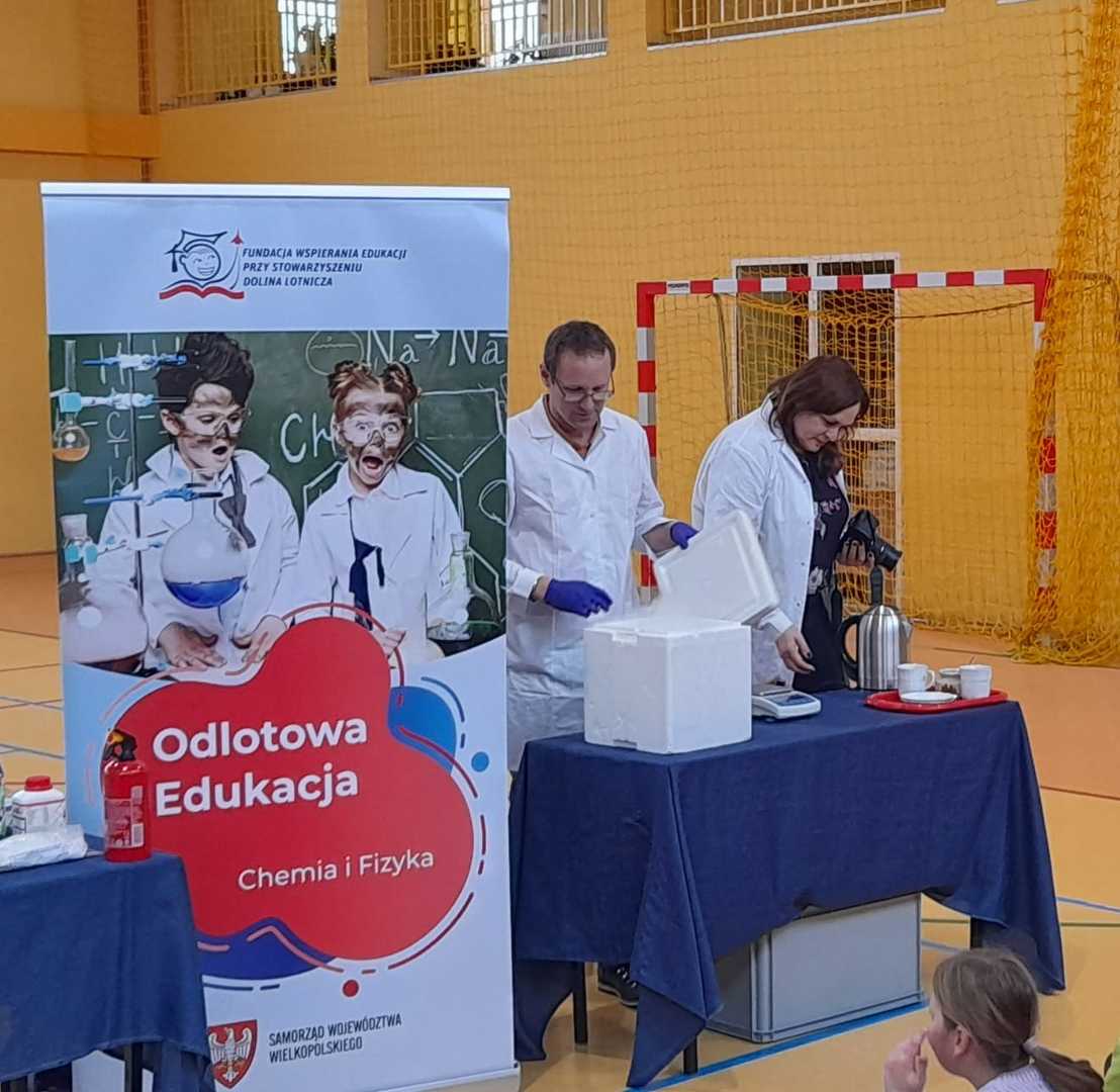 Tutaj powinien być opis obrazka