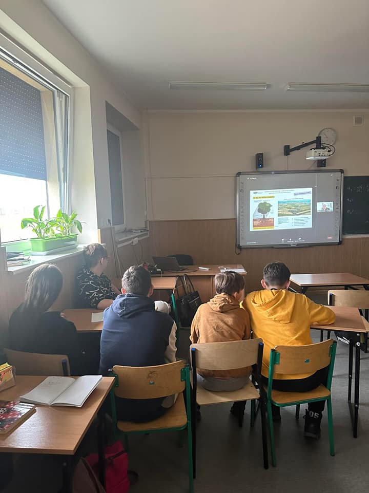 Tutaj powinien być opis obrazka