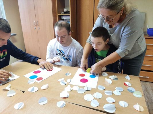 Tutaj powinien być opis