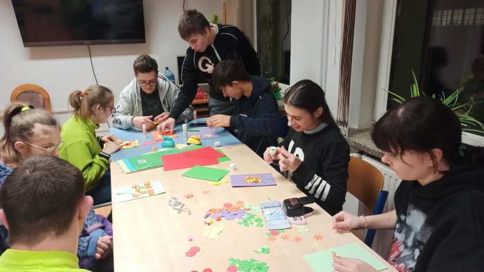 Tutaj powinien być opis