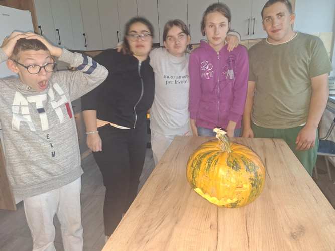 Tutaj powinien być opis