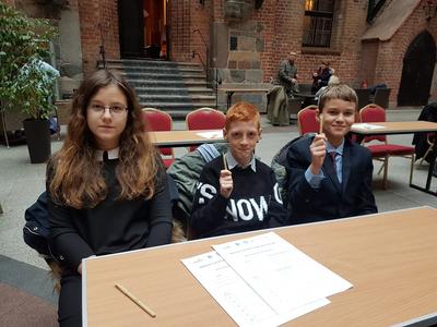 Dnia 12.11 uczniowie: Julia Bajdak z klasy 6d oraz Franciszek Bielicki i Ignacy Wodzisławski z klasy