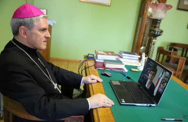 ks_biskup.jpg ks_biskup.jpg