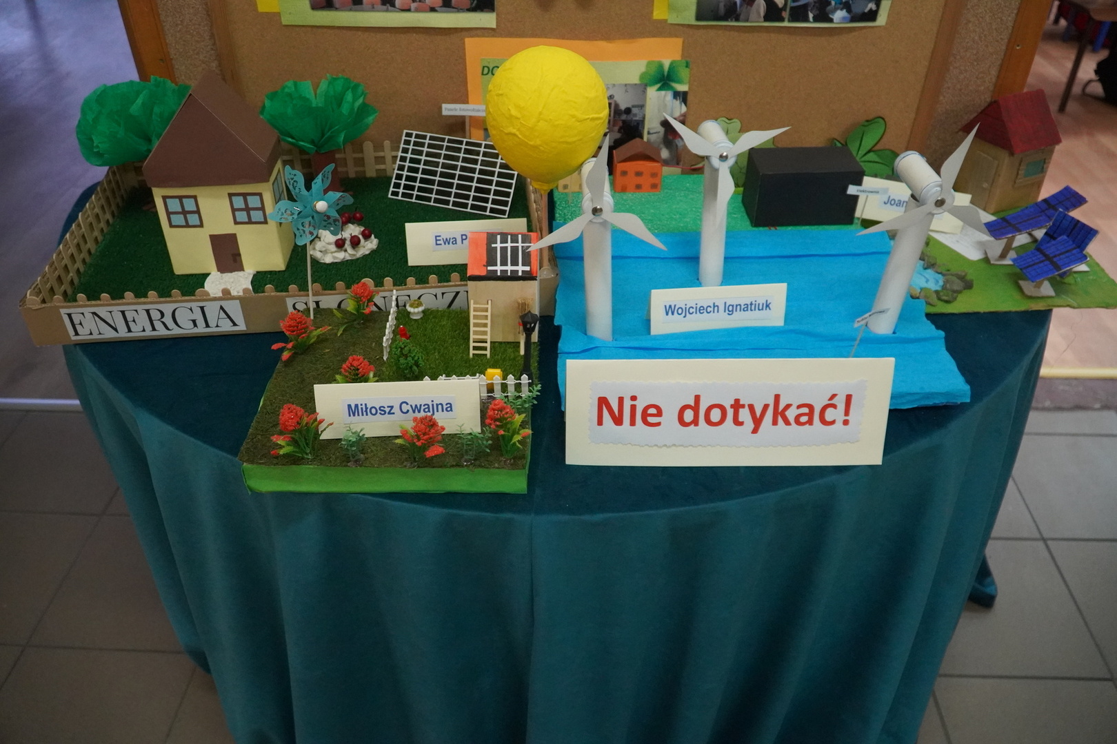 Tutaj powinien być opis