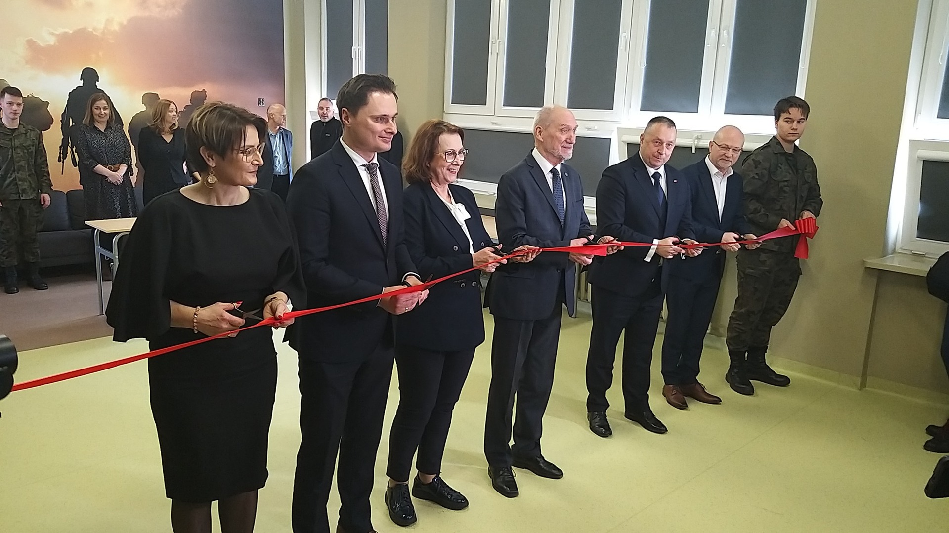 Tutaj powinien być opis obrazka