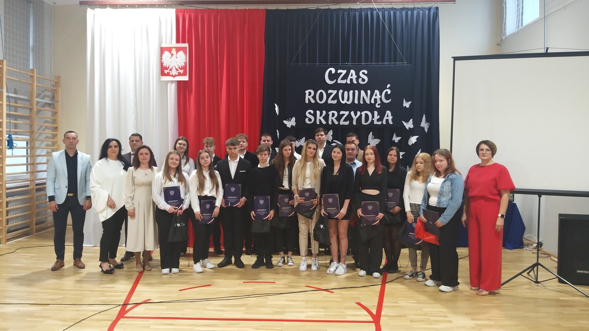 Tutaj powinien być opis obrazka