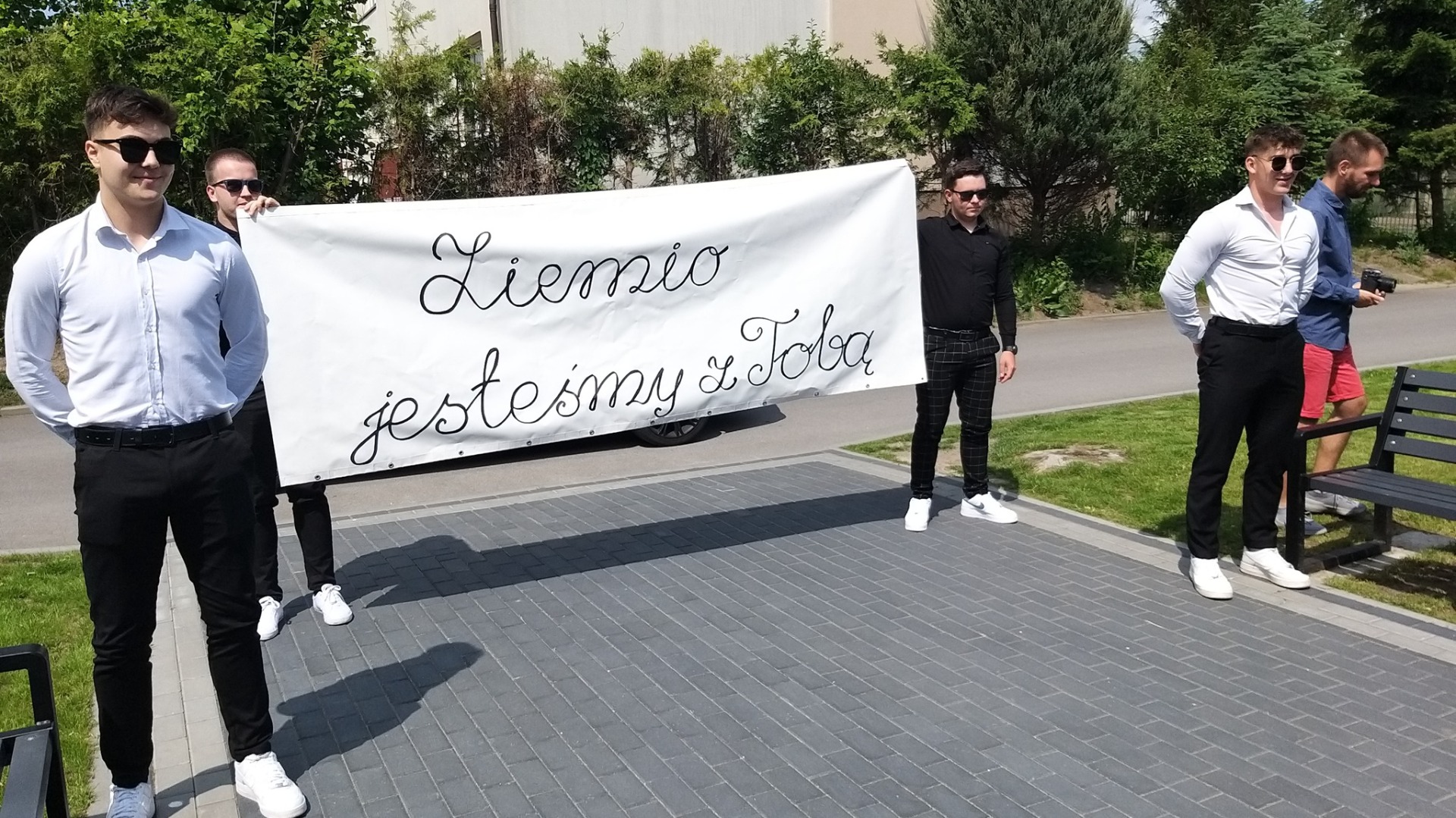 Tutaj powinien być opis obrazka