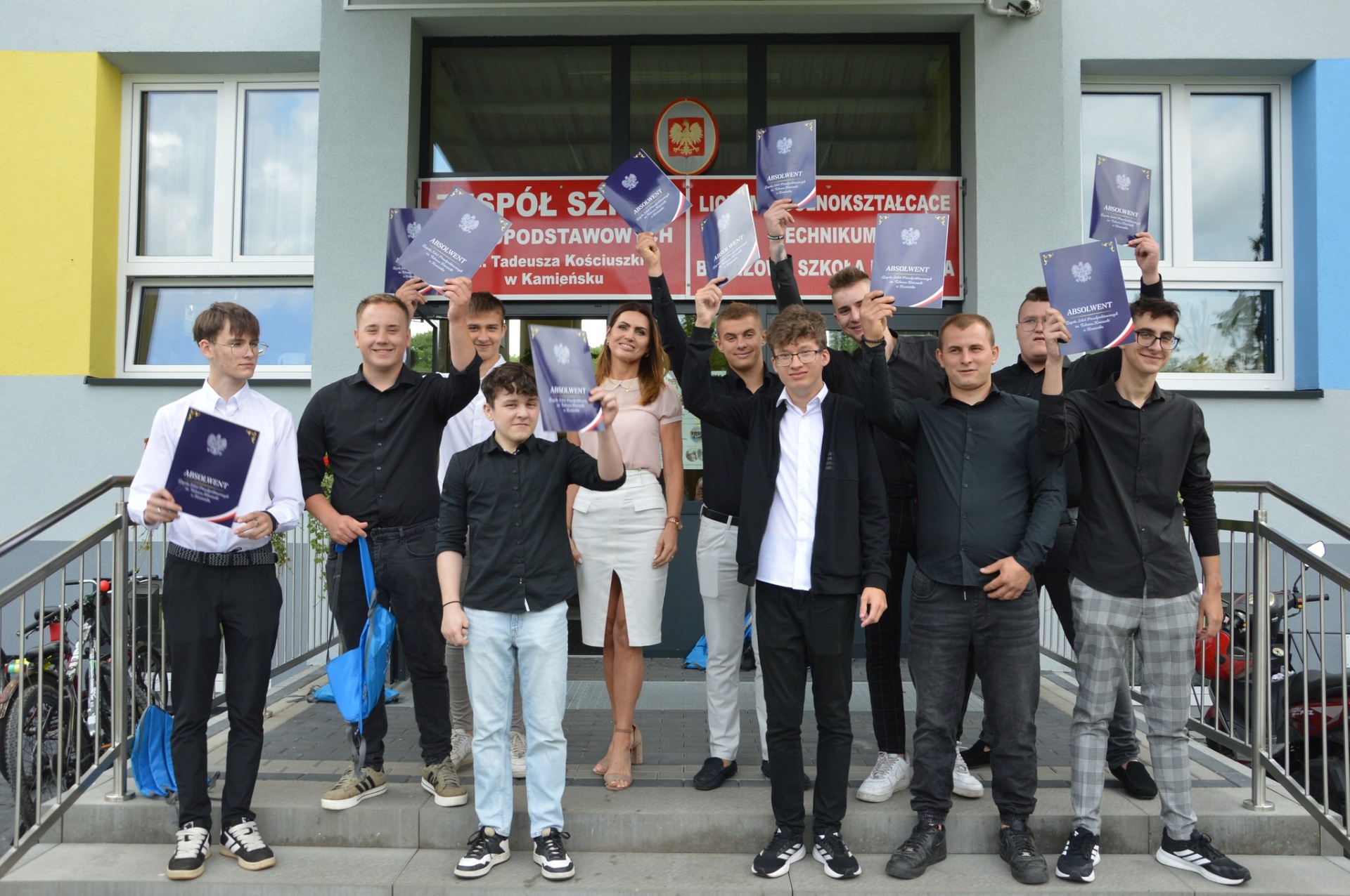 Tutaj powinien być opis obrazka