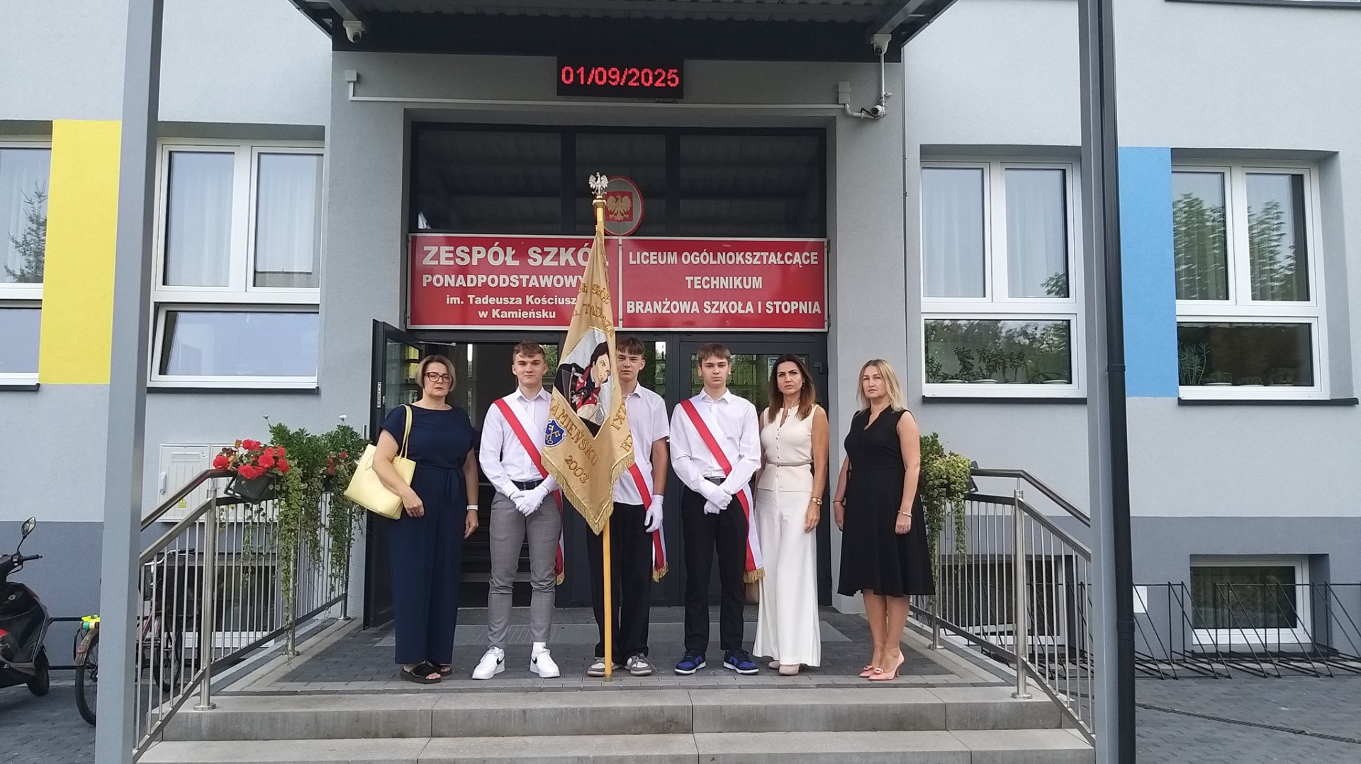 Tutaj powinien być opis obrazka