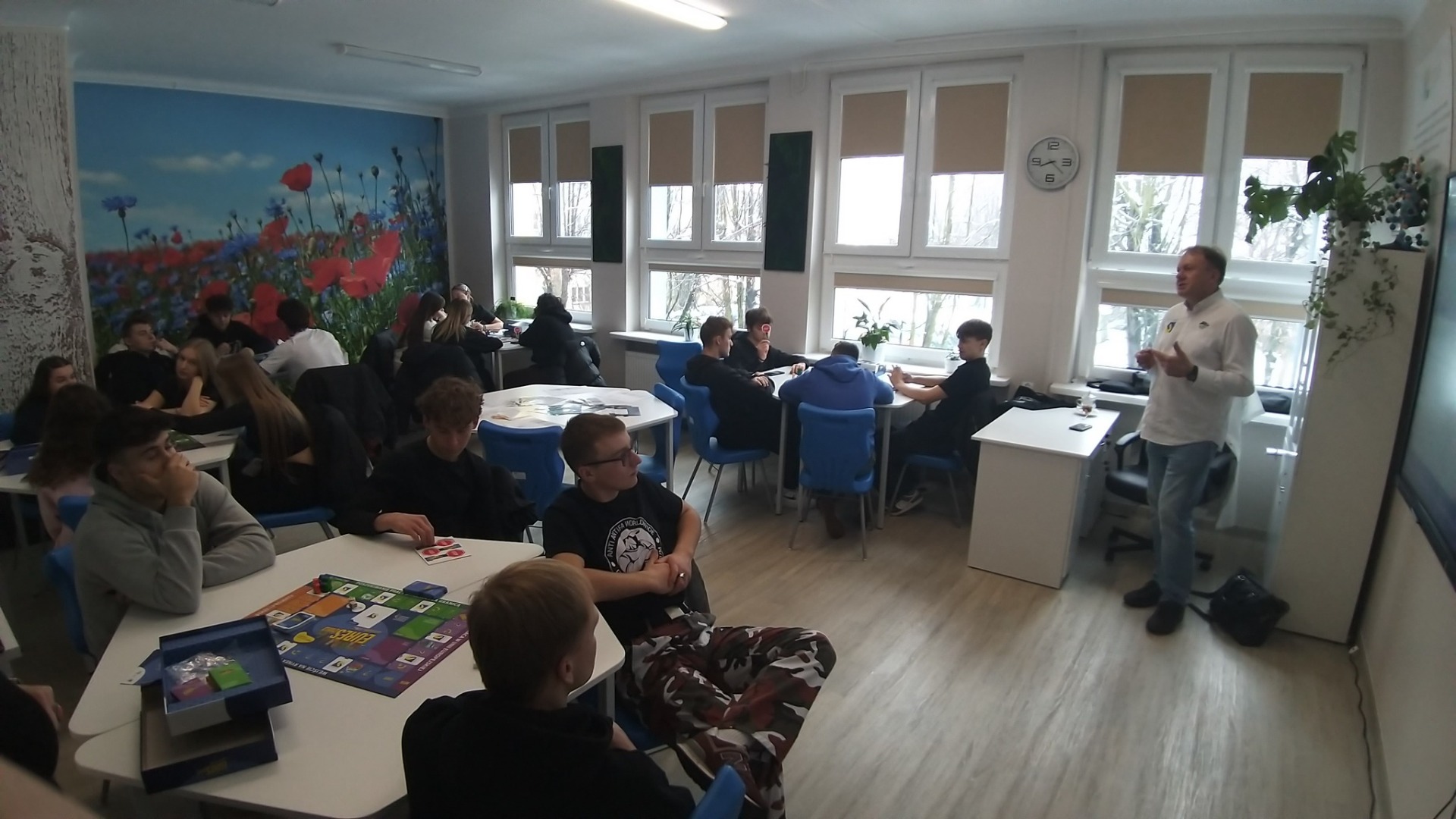 Tutaj powinien być opis obrazka