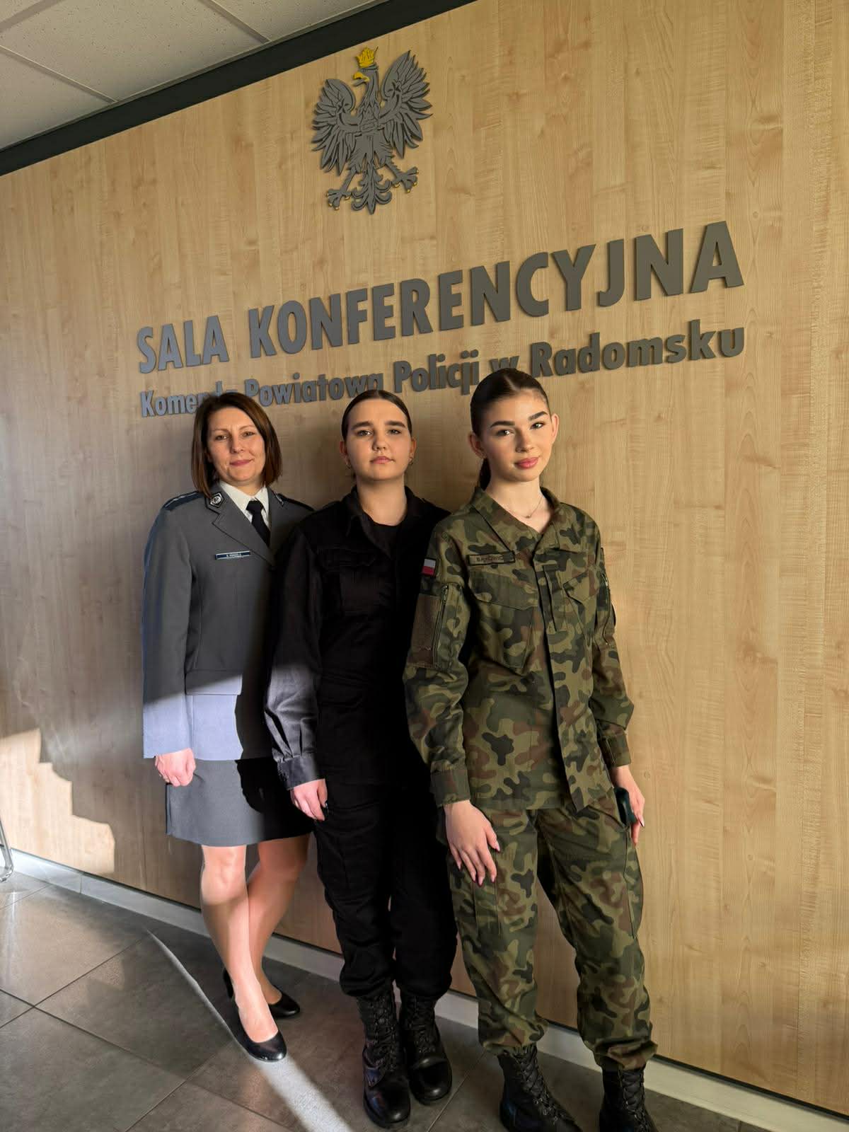 Tutaj powinien być opis obrazka