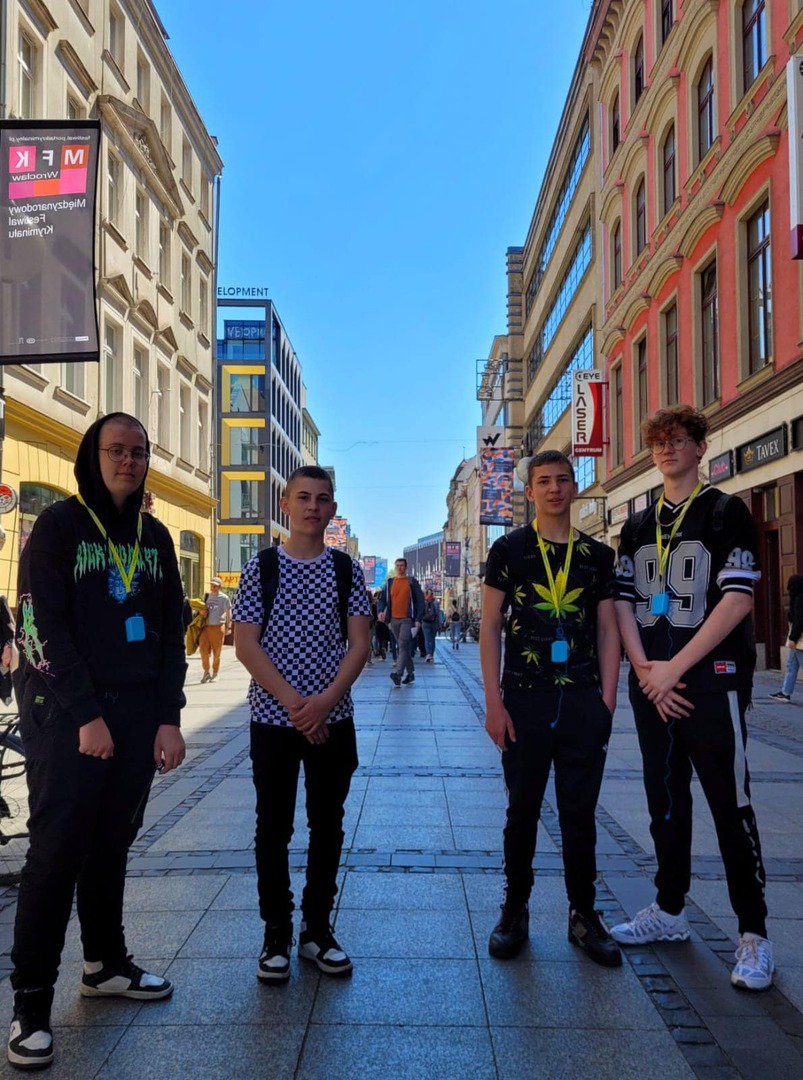 Tutaj powinien być opis