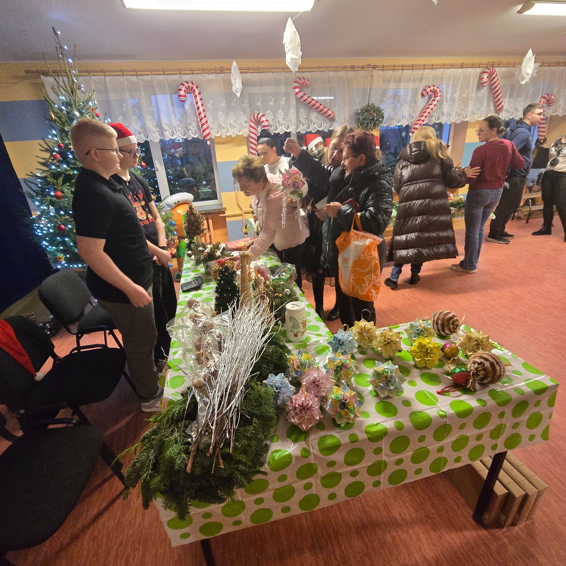 Tutaj powinien być opis