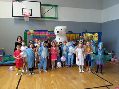 Bal karnawałowy klas młodszych