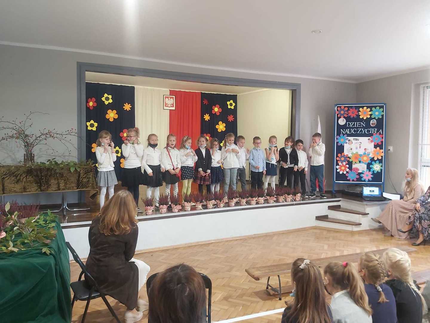 Tutaj powinien być opis obrazka