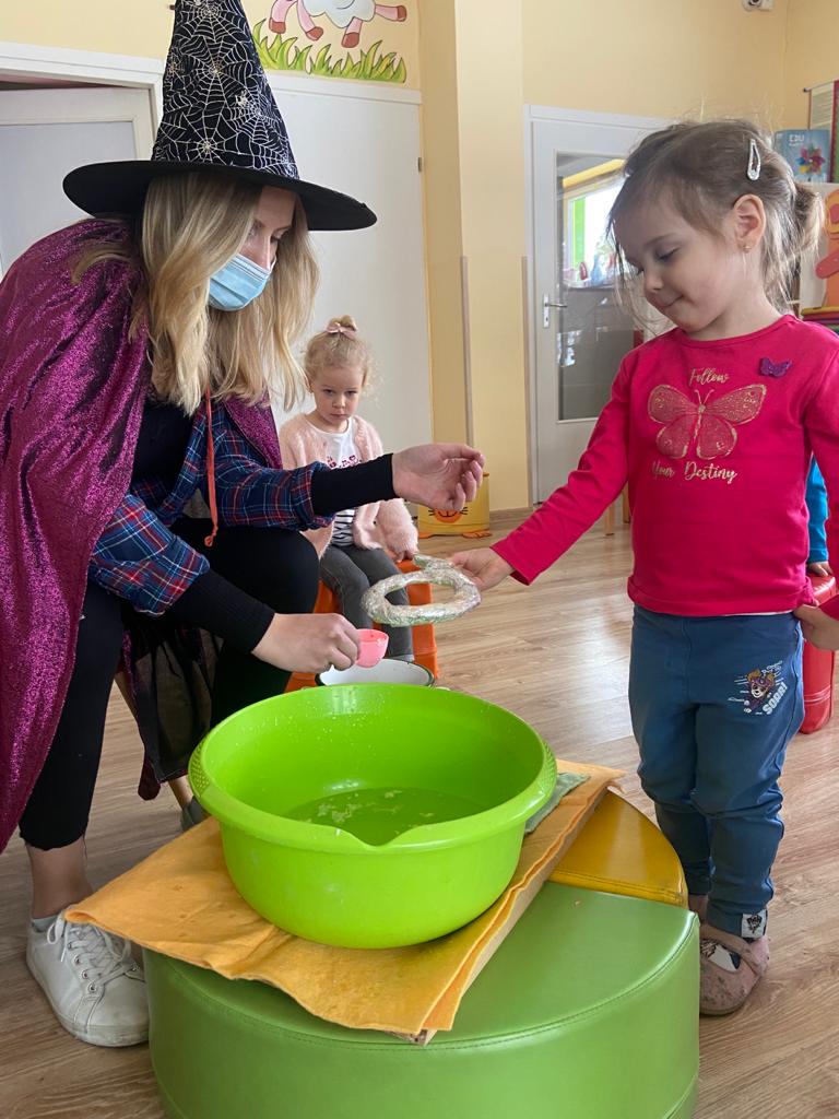 Tutaj powinien być opis obrazka