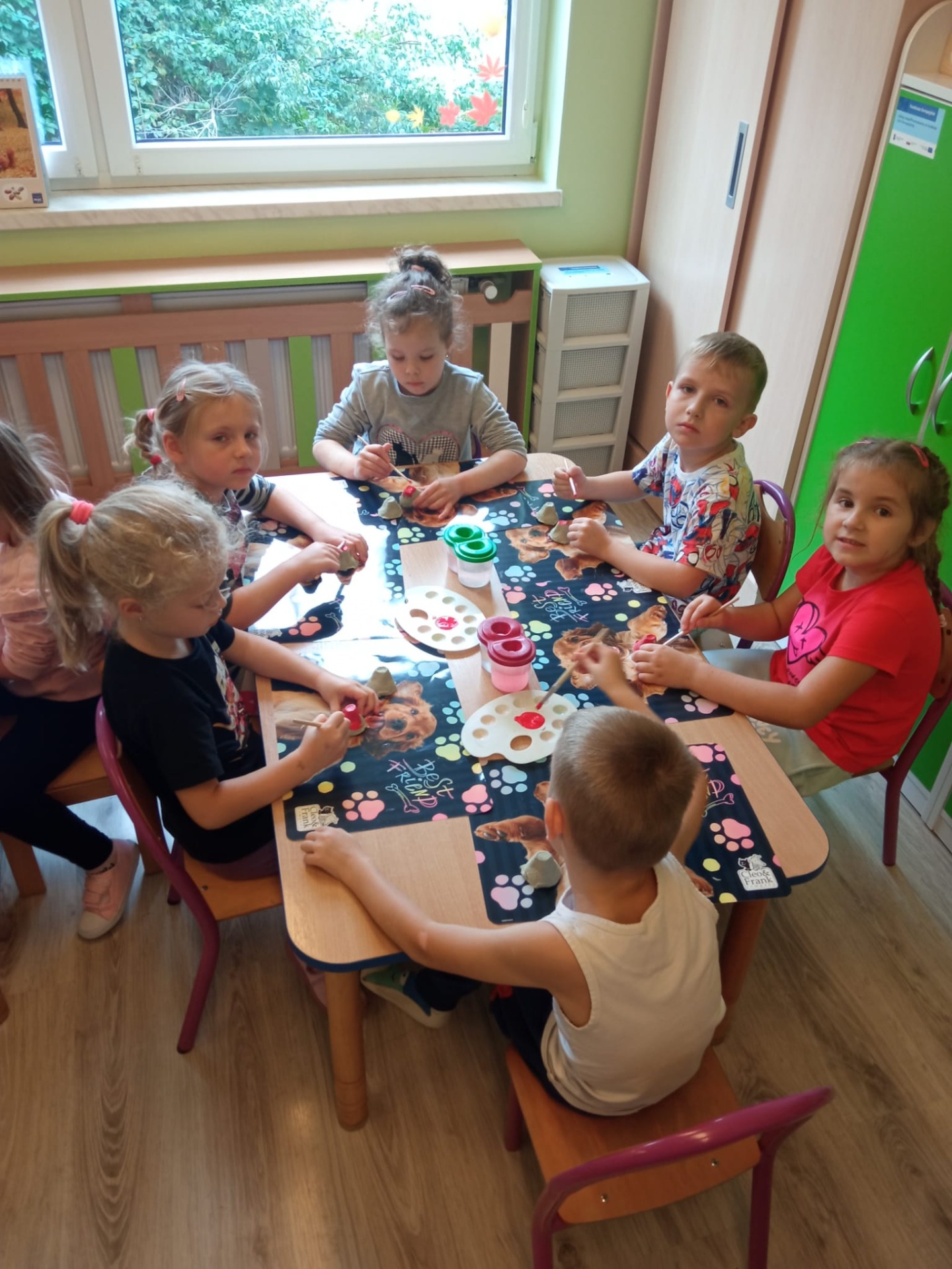 Tutaj powinien być opis obrazka