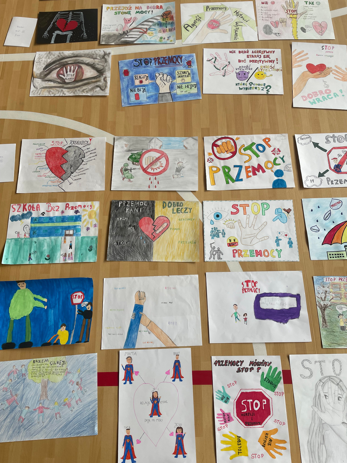 Gminny konkurs plastyczny „Szkoła bez przemocy – razem tworzymy bezpieczną przestrzeń”