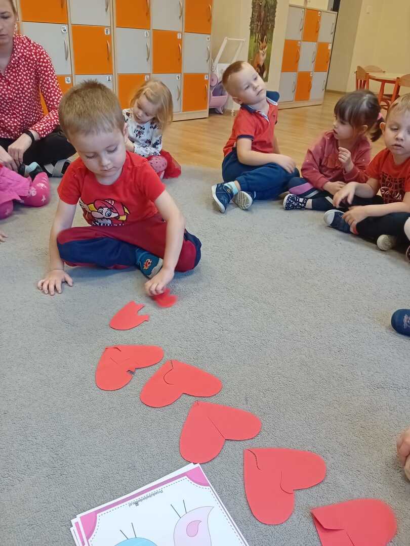 Tutaj powinien być opis obrazka