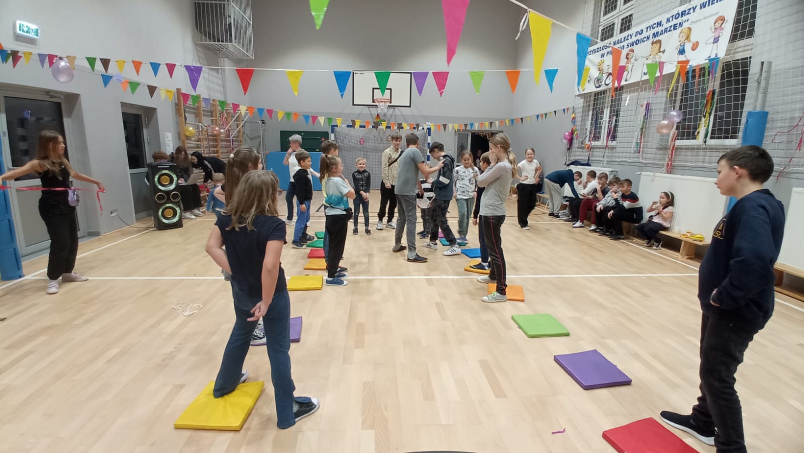 Tutaj powinien być opis obrazka