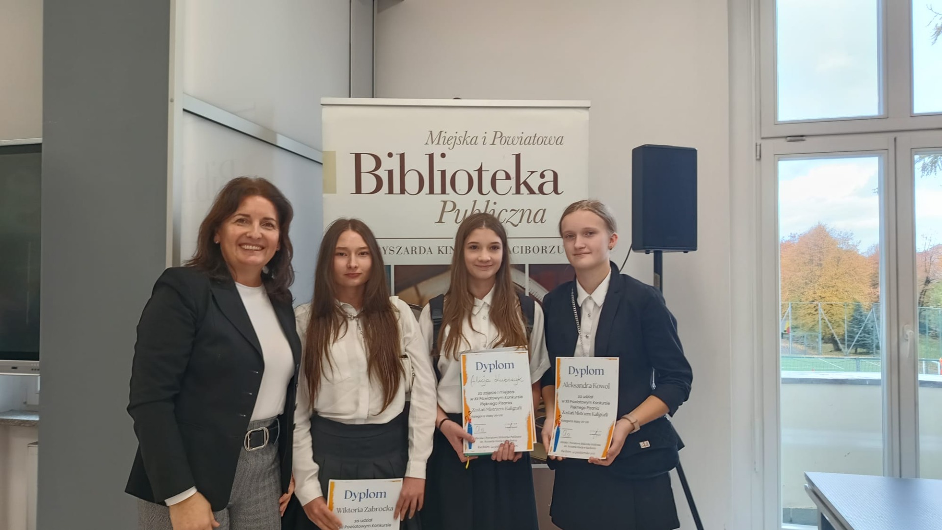 Tutaj powinien być opis obrazka