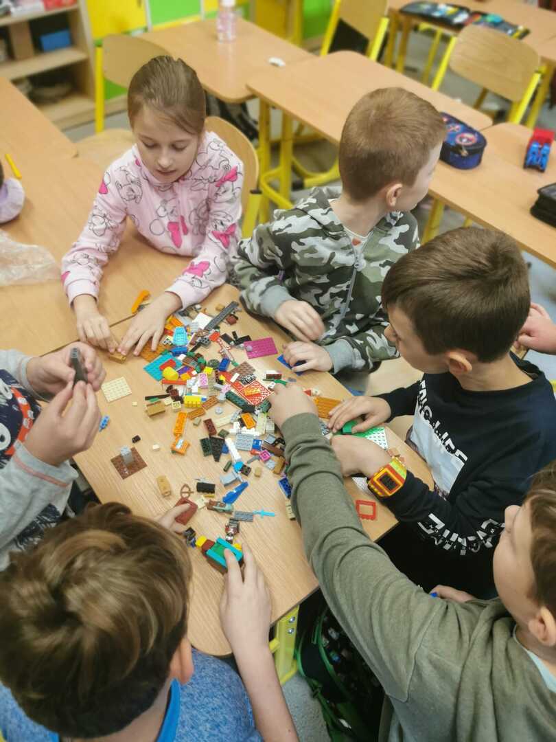 Tutaj powinien być opis