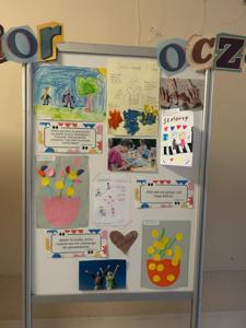 „Senior oczami dzieci” - wystawa w Instytucie Pedagogiki UWr