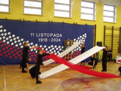 Święto Odzyskania Niepodległości Polski - uroczysty apel 13
