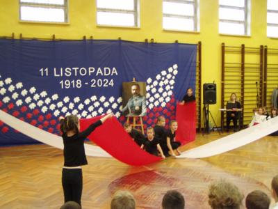 Święto Odzyskania Niepodległości Polski - uroczysty apel 16