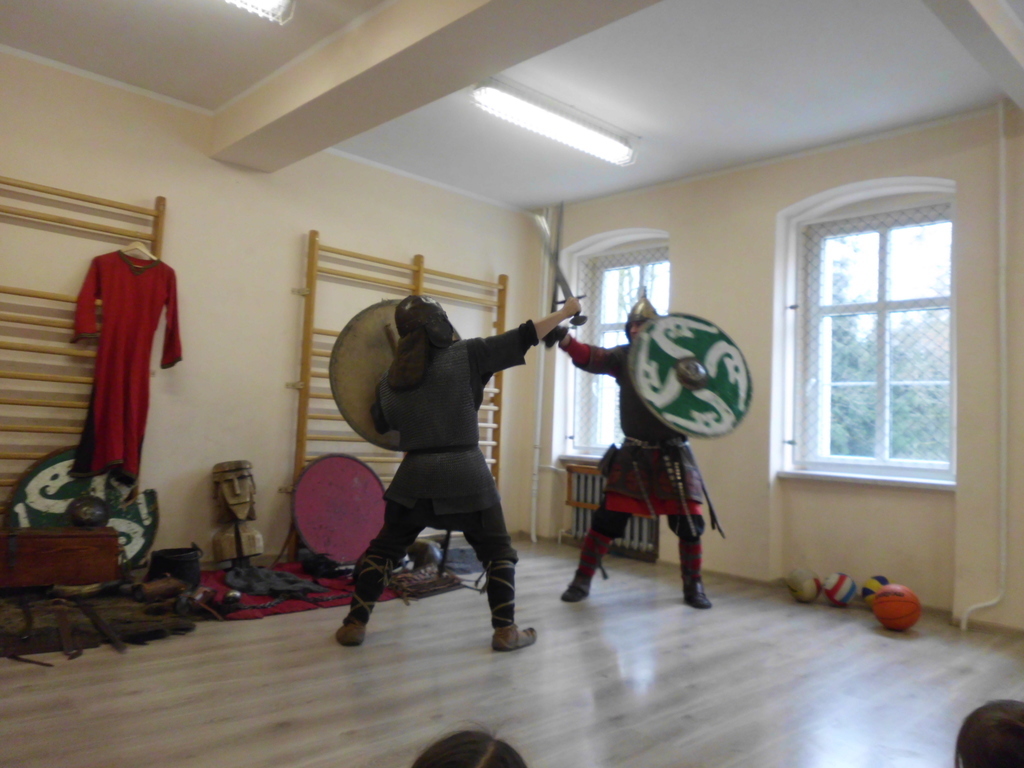 Tutaj powinien być opis obrazka