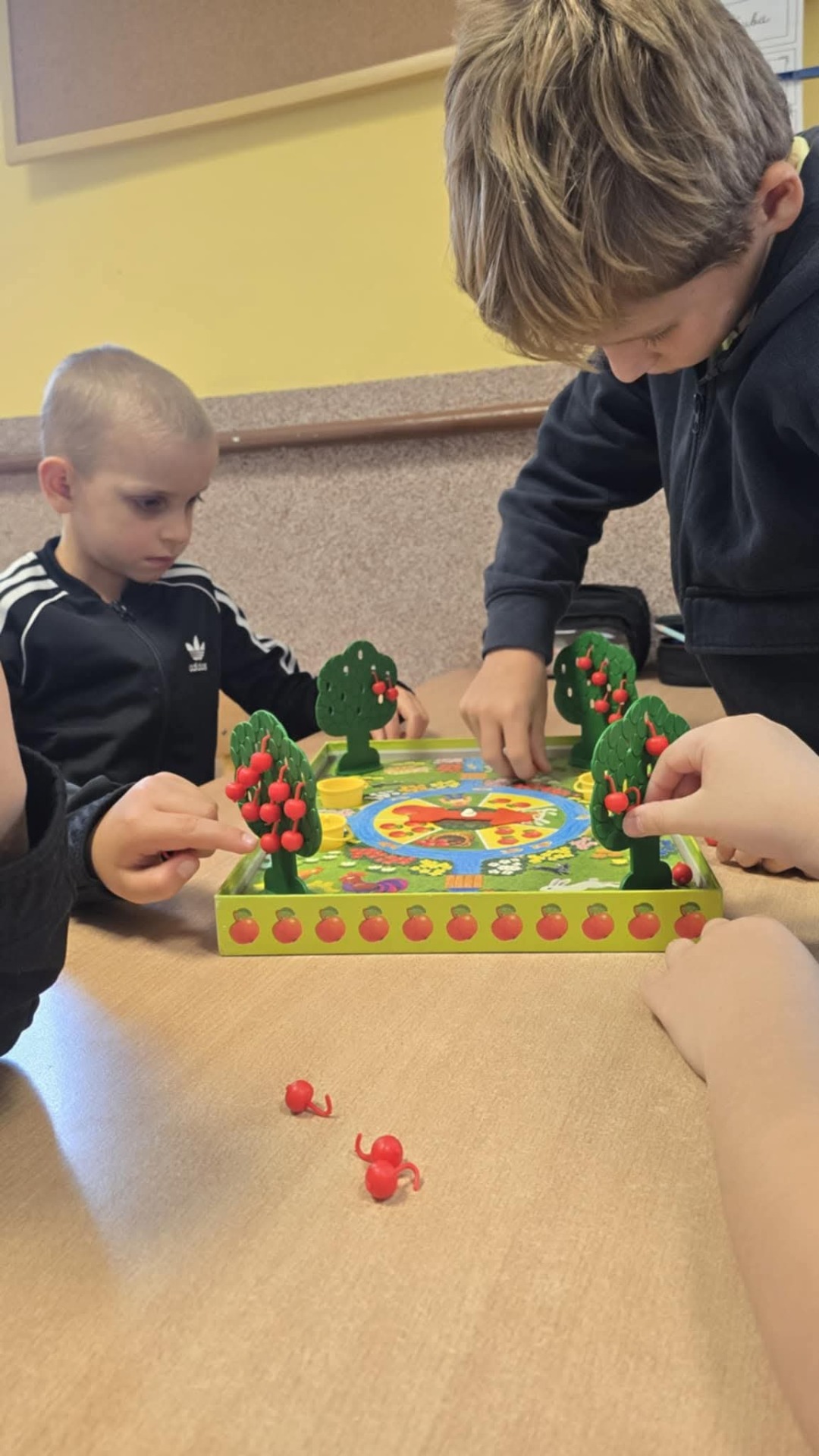 Tutaj powinien być opis obrazka