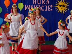 zabawy_gromady_4jpg [300x225]