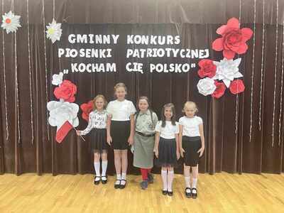 Uczestniczki konkursu.
