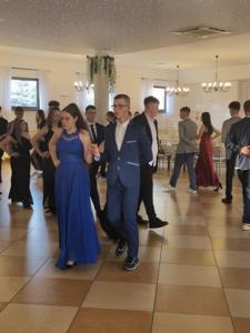 Bal ósmoklasistów