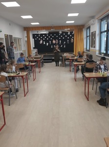 312461557_691133188704300_6648244119906720930_njpg [223x300]