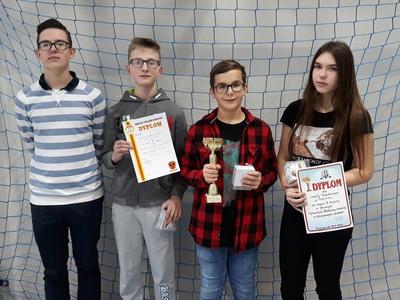 Mistrzowie Gminy i Powiatu w szachach drużynowych.