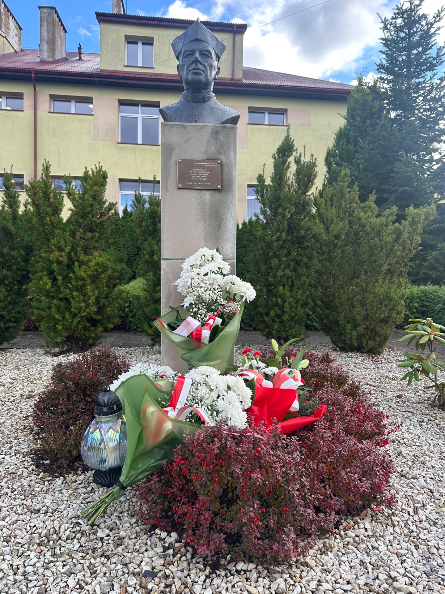 Tutaj powinien być opis