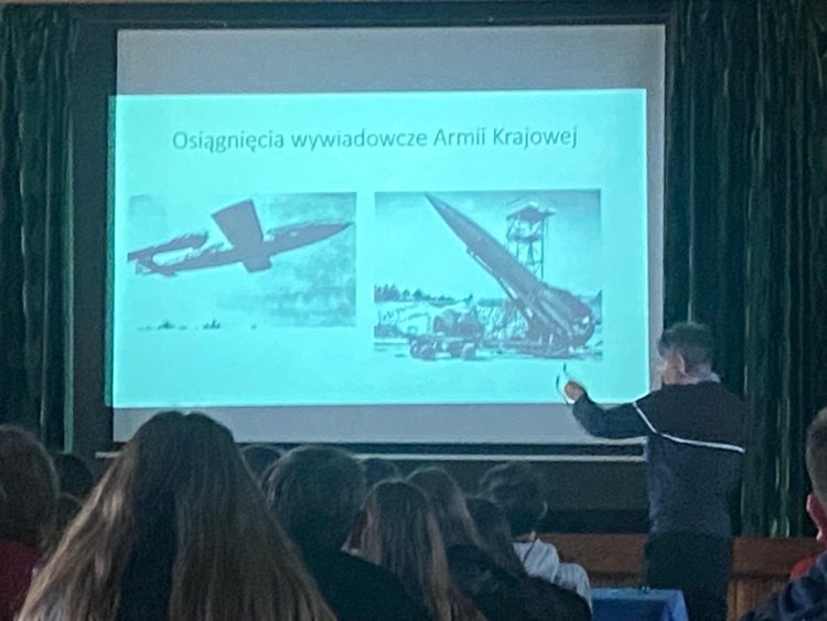 Tutaj powinien być opis