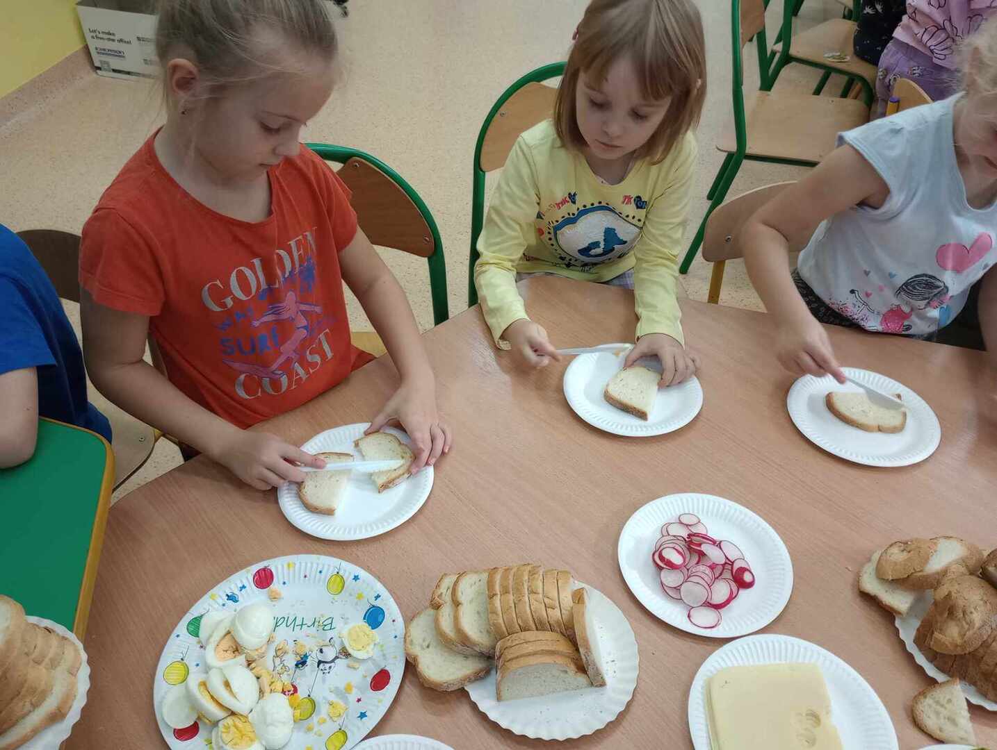 370335611_2600190626801109_7427861262269368543_n.jpg [2040x1536]