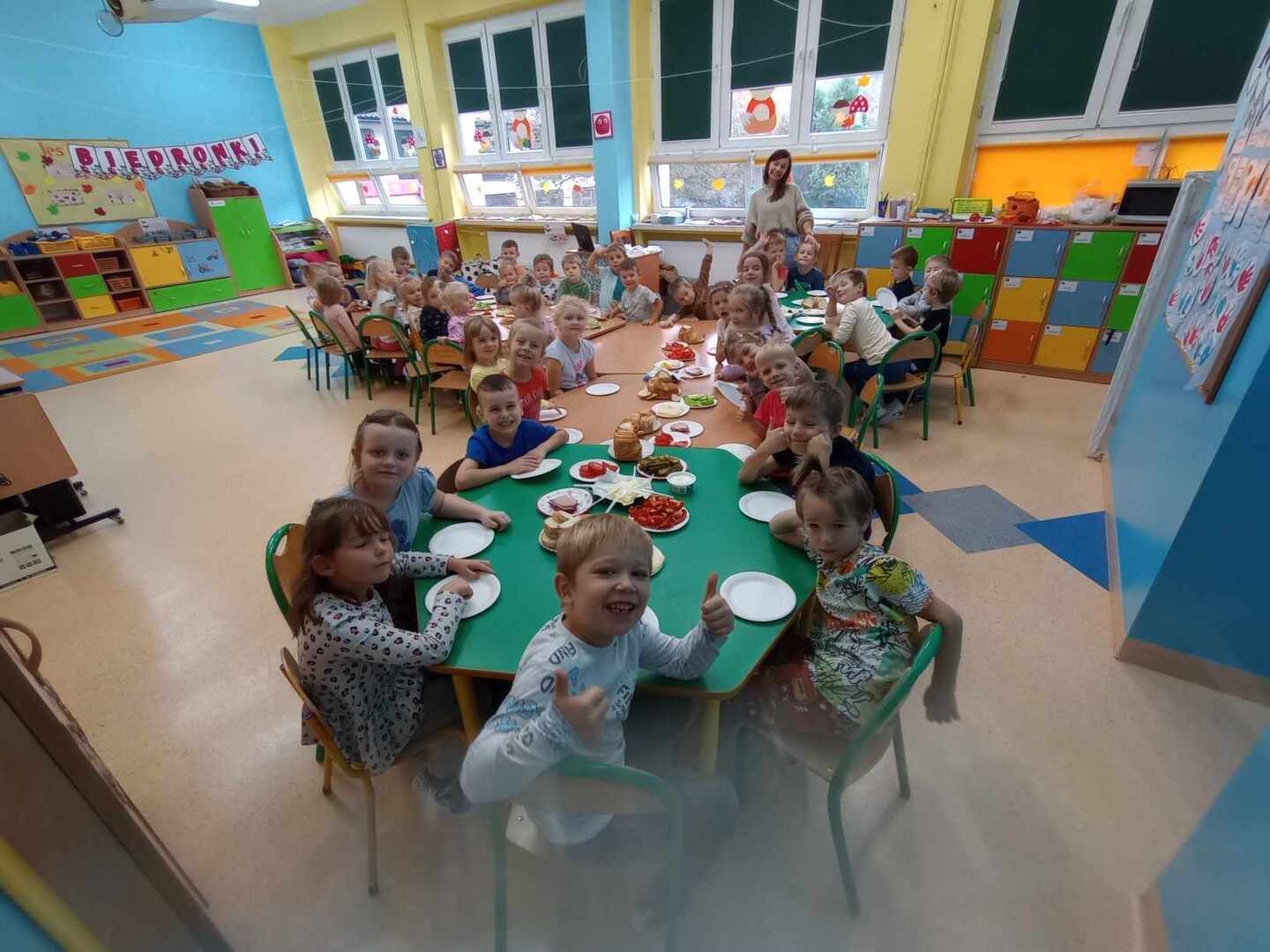 377149060_179165245187536_9169660227345520447_n.jpg [1632x1224]