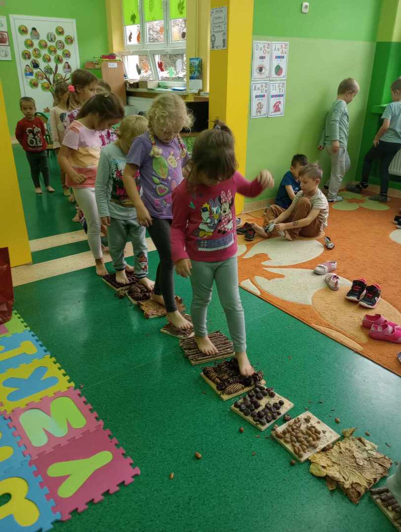 394441373_1360816928155287_8997386960773353569_n.jpg [1536x2040]