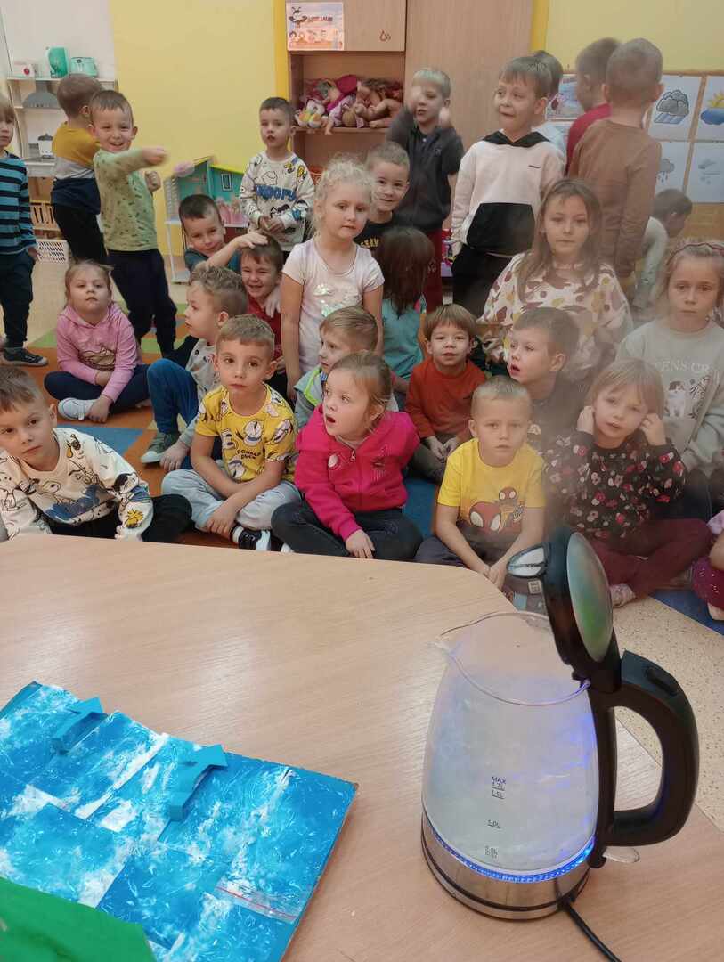 399868190_981535659610872_8104478316647784383_n.jpg [1536x2040]