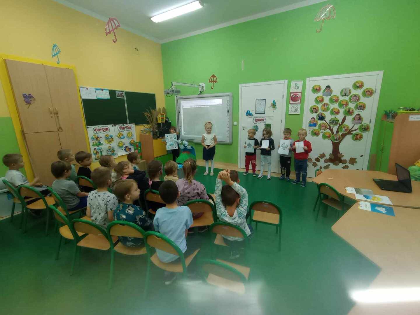 399822565_671997171580618_5002083207015379542_n.jpg [1632x1224]